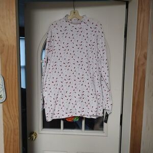 New Hasting & Smith White With Cardinals Long Sleeved Top Women's 3X